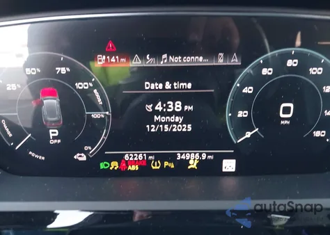 2019 Audi E-Tron Premium Plus z USA, uszkodzony, nr VIN WA1VAAGE9KB006505